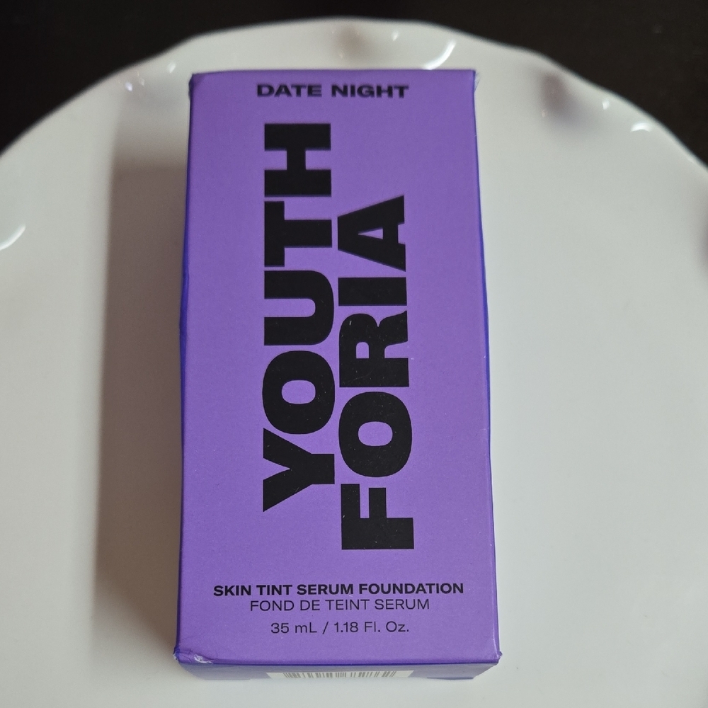 Youthforia Date Night Skin Tint Serum Foundation - 310 Light Medium - Picture 2 of 5